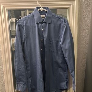 Arrow Athletic Fit Dress Shirt—Blue. Neck 14-14.5 Length: 32/33